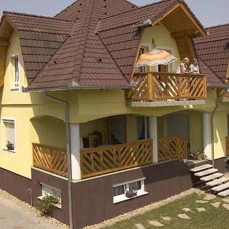 Διαμέρισμα Erika Appartementhaus